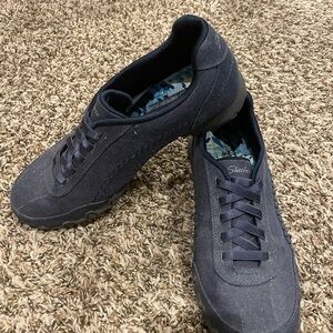 Skechers Women’s Relaxed Fit Memory Foam shoes